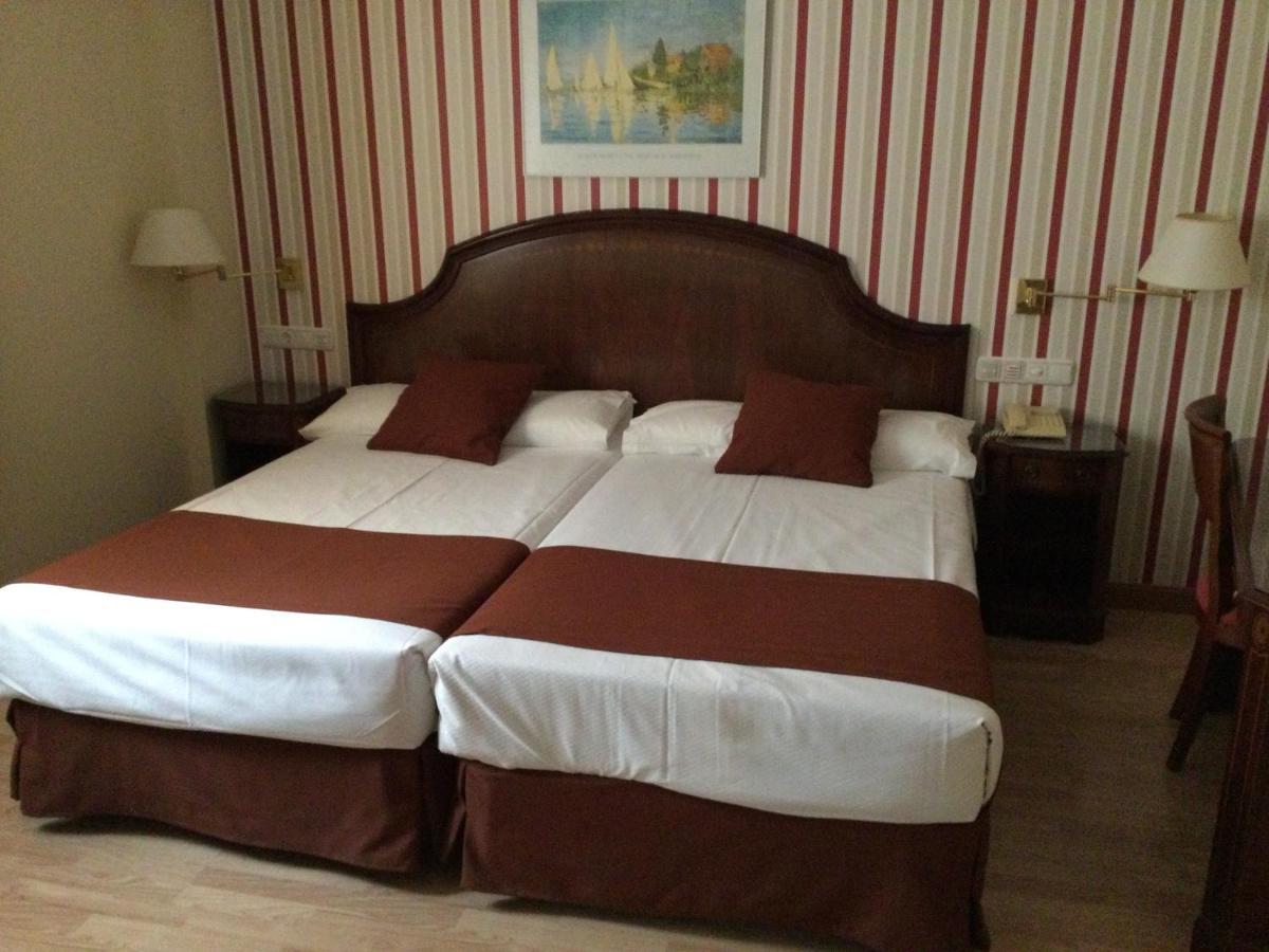 Hotel Cordon 3*