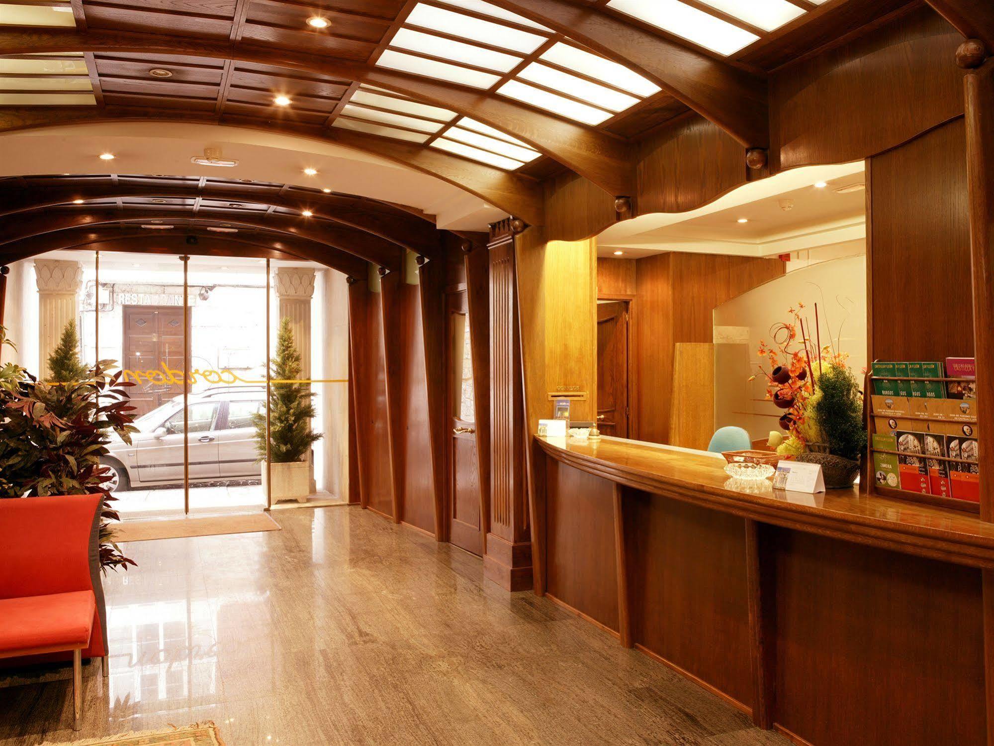 Hotel Cordon Burgo