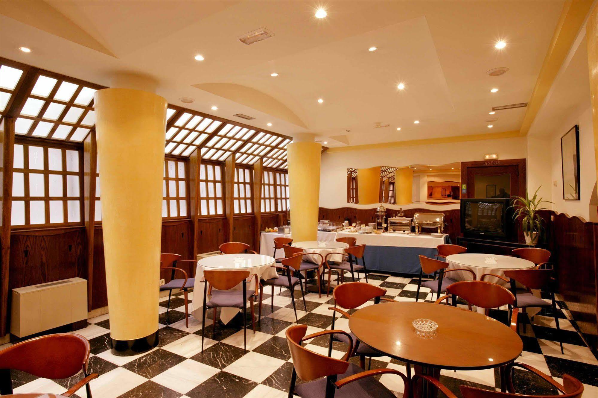 Hotel Cordon 3*