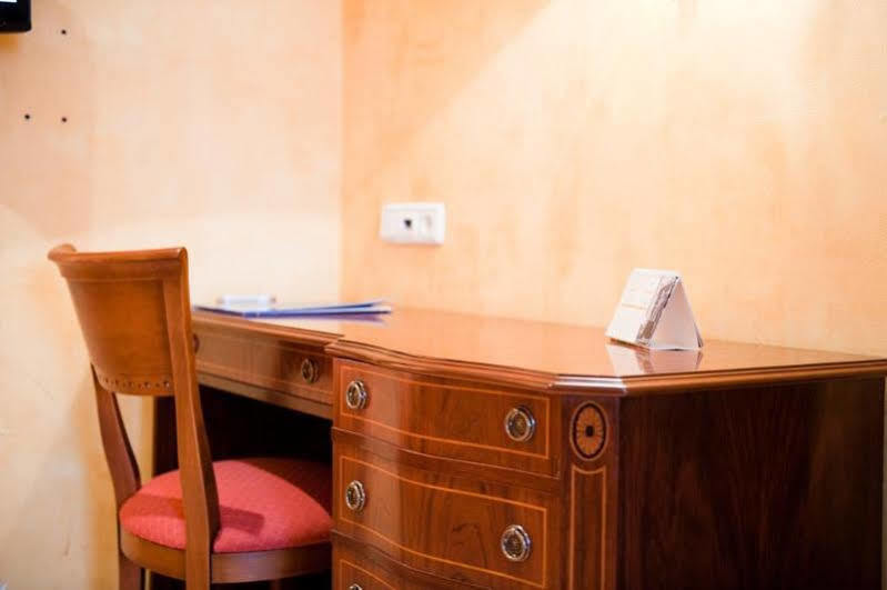 Cordon Hotel 3*